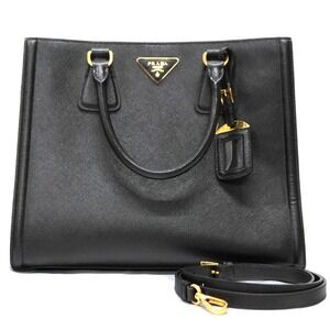 Prada Saffiano bag black leather